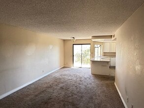 2849 E St, Unit 10 in San Diego, CA - Building Photo - Building Photo