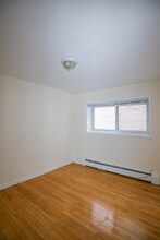 945 W Wellington Ave in Chicago, IL - Building Photo - Building Photo