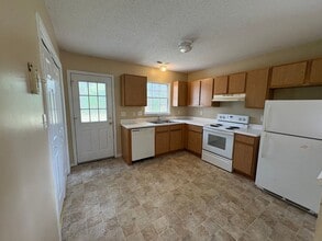 2131 Brandymill Ln in Jacksonville, NC - Building Photo - Building Photo