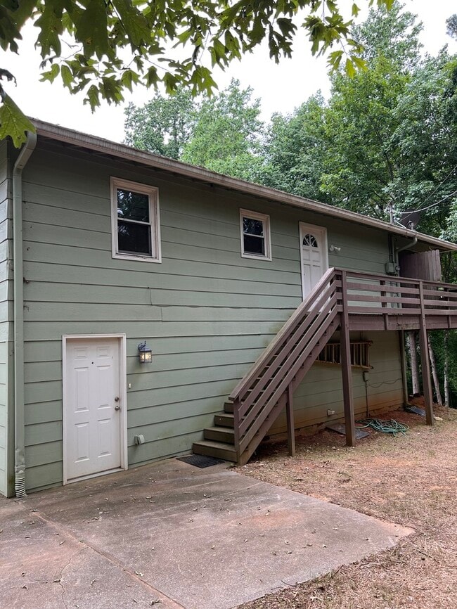 property at 5155 Phoenix St
