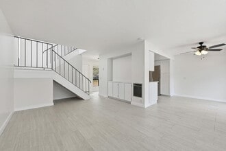 709 Copper Dr in Vista, CA - Building Photo - Building Photo