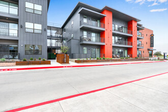 2165 Gabriels Pl, Unit 1110 in New Braunfels, TX - Foto de edificio - Building Photo