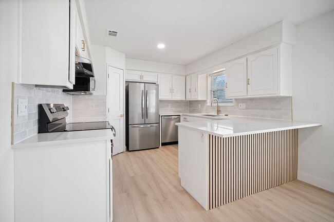 9980 Brockbank Dr, Unit 9980 Brockbank Dr