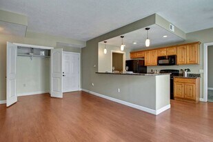 Bridges Apartment Homes in Salt Lake City, UT - Building Photo