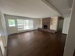 3813 Whiterock Trail in Garland, TX - Building Photo - Building Photo