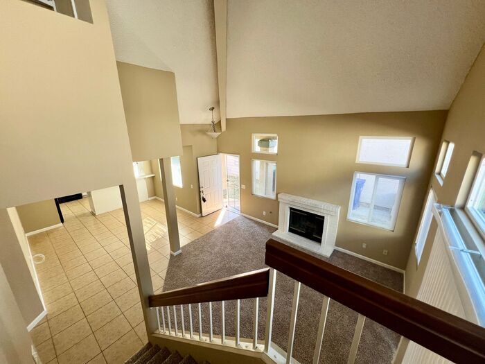 4484 Goldfinch Way in Oceanside, CA - Building Photo