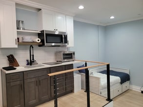 78 Washington Ave in Roosevelt, NY - Building Photo - Building Photo