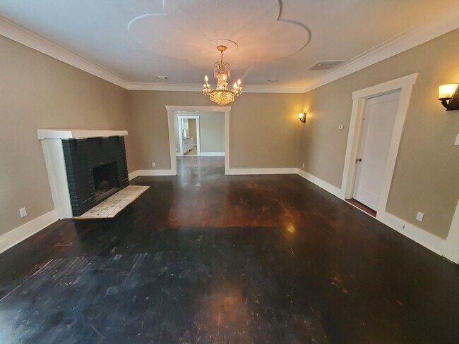 1609 W Magnolia Ave in San Antonio, TX - Building Photo - Building Photo