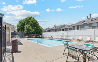 7474 E Arkansas Ave, Unit 705 in Denver, CO - Building Photo
