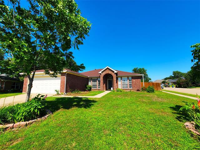 property at 2901 Custer Dr