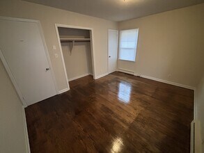 280 E Main St in Coats, NC - Building Photo - Building Photo