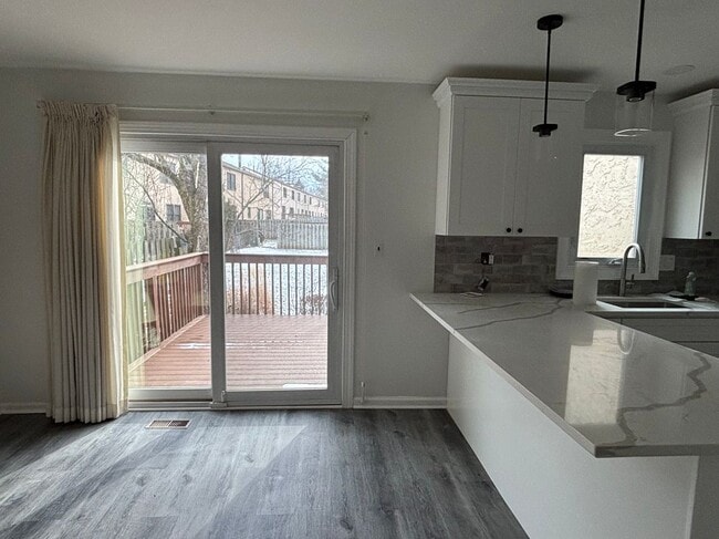 property at 21 Teaberry Dr