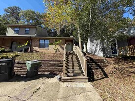 2428 Talco Hills Dr in Tallahassee, FL - Building Photo
