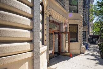 7 W 92nd St in New York, NY - Building Photo - Building Photo