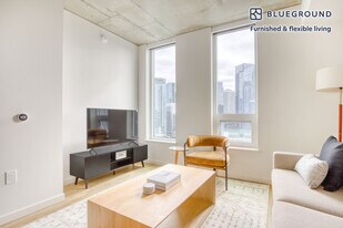 210 8th Ave N in Seattle, WA - Building Photo