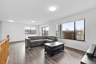 12163 Old Yale Rd in Surrey, BC - Building Photo - Building Photo