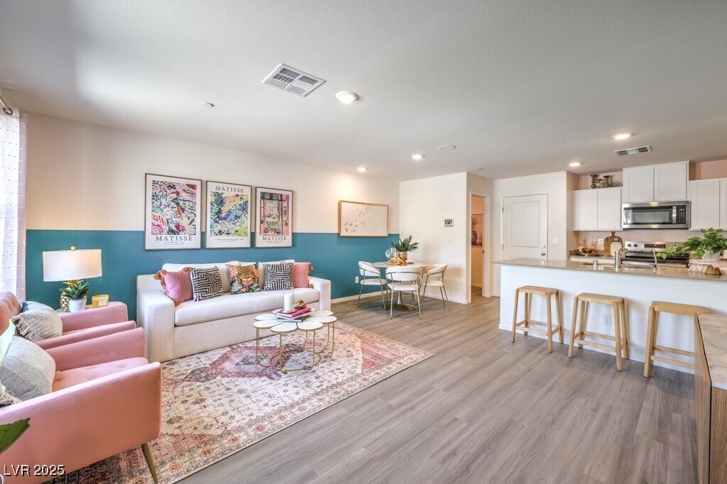 4966 Fern Mesa Ave in Enterprise, NV - Building Photo