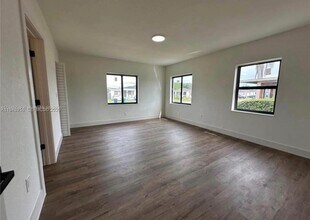 14430 Fillmore St in Miami, FL - Building Photo - Building Photo