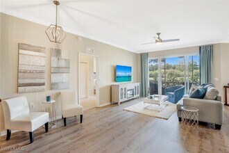 3485 Laurelgreens Ln S in Naples, FL - Building Photo - Building Photo