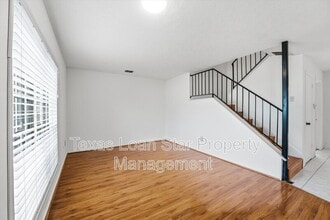12447 Sharpview Dr in Houston, TX - Building Photo - Building Photo