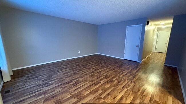 7720 Randamar Cir in Anchorage, AK - Building Photo - Building Photo