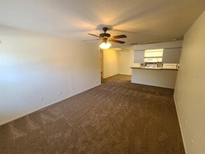36321 Stonewood Ln in Zephyrhills, FL - Building Photo - Building Photo