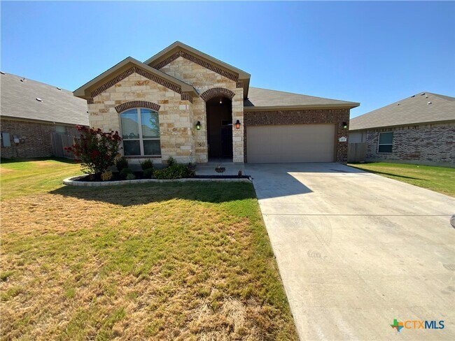 property at 1407 Chalice Dr