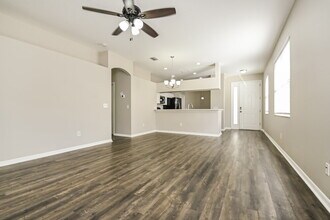 6154 Kiteridge Dr in Lithia, FL - Building Photo - Building Photo