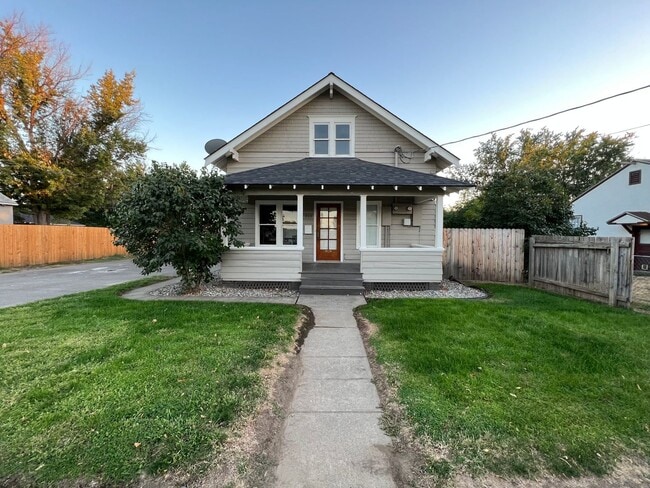 property at 310 SE 6th St