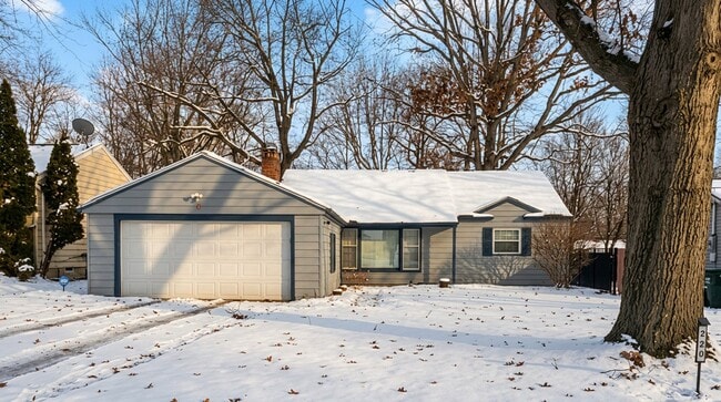 property at 220 Greenvale Rd