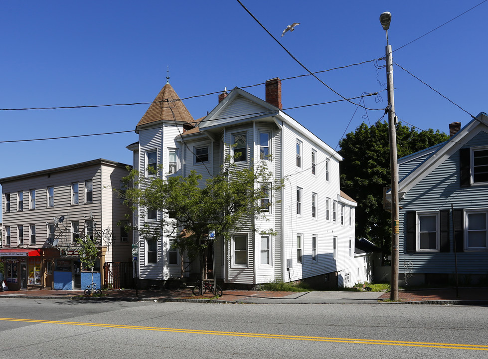 861 Congress St in Portland, ME - Building Photo