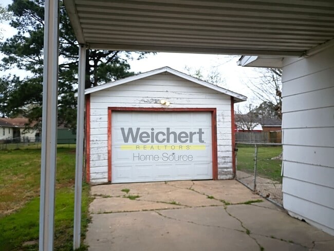 104 S 13th Ave in Paragould, AR - Building Photo - Building Photo