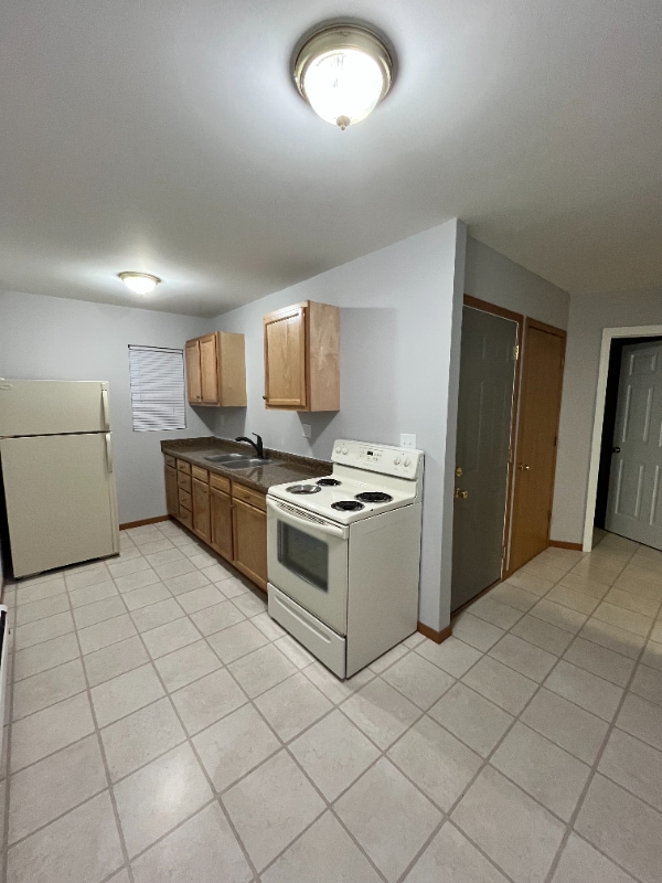 316 Wayne Ave in Ellwood City, PA - Building Photo - Building Photo