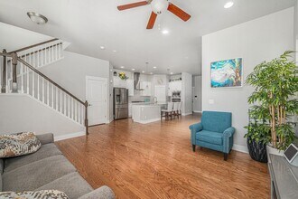 5932 Boston Ct in Denver, CO - Building Photo - Building Photo