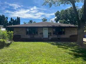 6403 Eastgate Rd, Unit C in Monona, WI - Building Photo - Building Photo