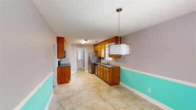 275 Allen Dr in Millbrook, AL - Building Photo - Building Photo