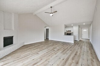 12523 Drifting Winds Dr in Houston, TX - Building Photo - Building Photo
