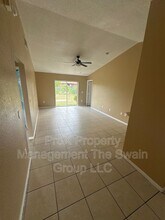 250 Arlington Loop in Haines City, FL - Building Photo - Building Photo