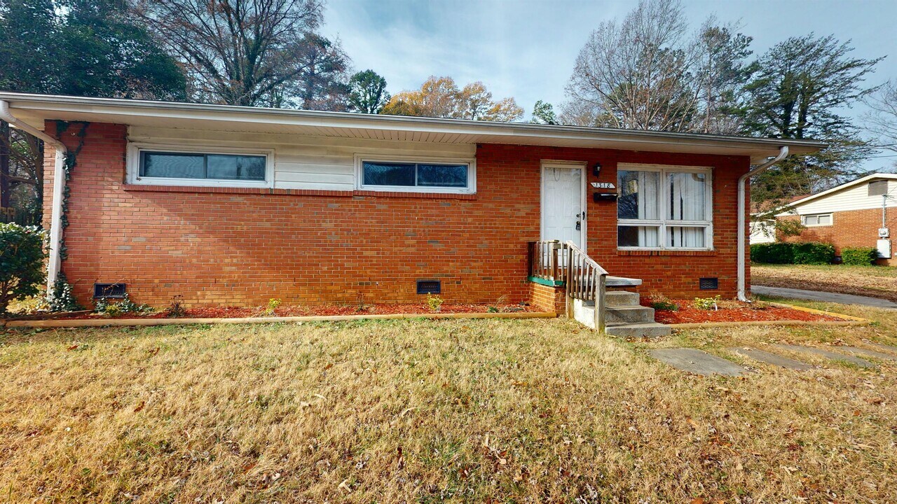 1318 Argonne Blvd in Winston-Salem, NC - Building Photo
