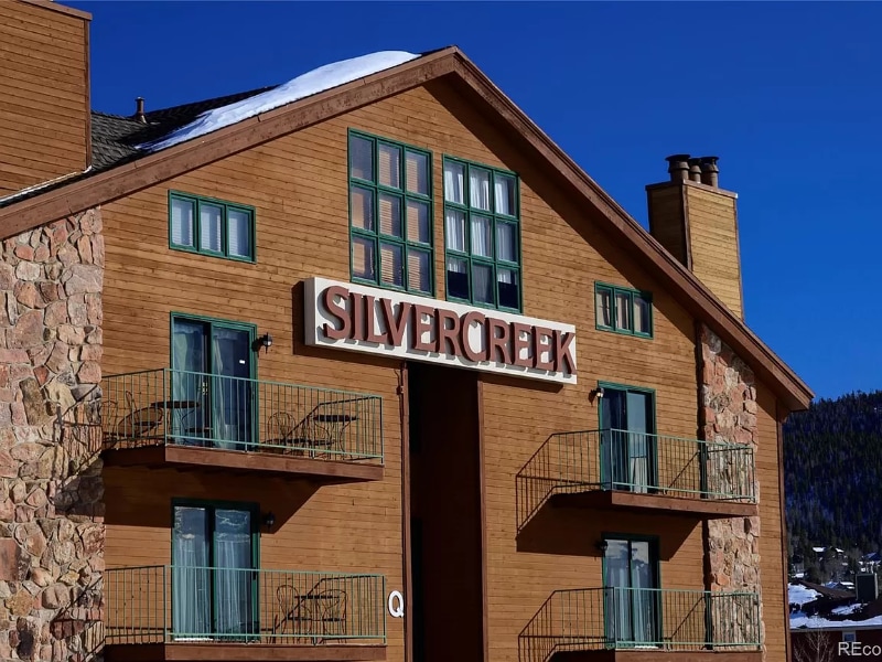 62927 U.S. Hwy 40 in Granby, CO - Building Photo