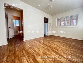 208 High St NE in Albuquerque, NM - Building Photo - Building Photo
