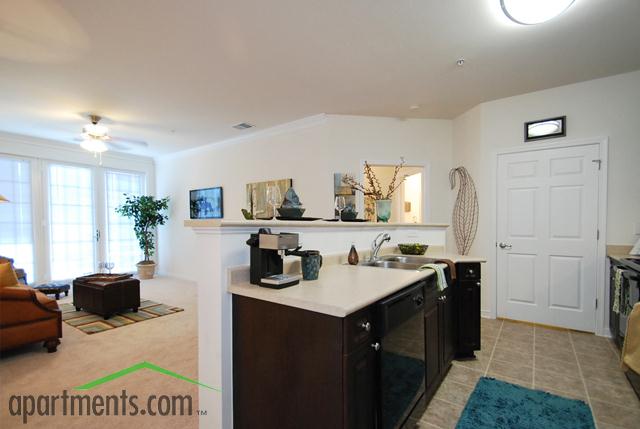 Redmill Landing in Virginia Beach, VA - Foto de edificio - Interior Photo