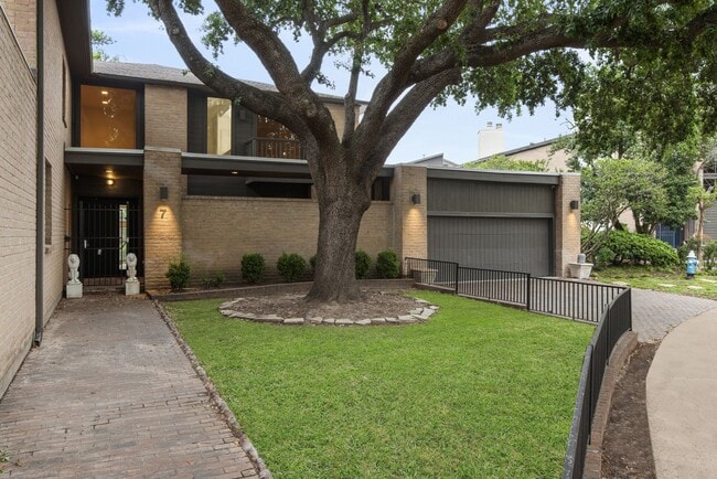 property at 8800 Woodway Dr