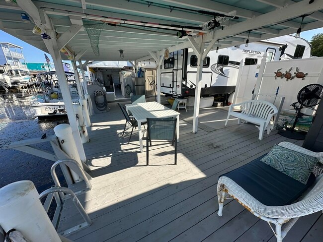 6099 Overseas Hwy in Marathon, FL - Building Photo - Building Photo