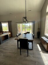 5675 Hole in 1 Dr in Prescott, AZ - Building Photo - Building Photo