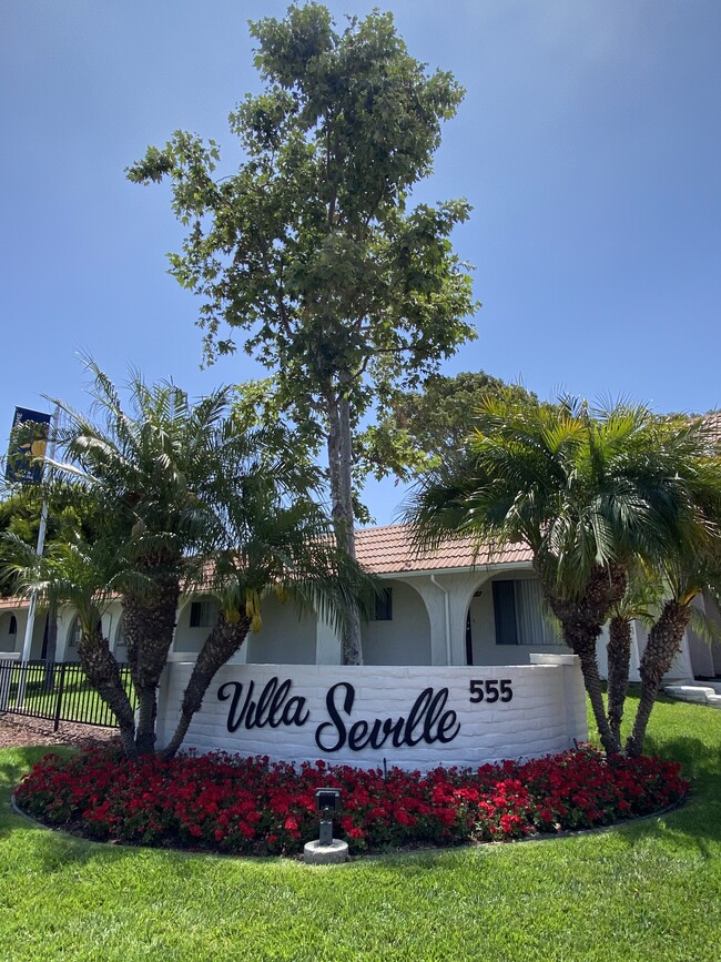 Villa Seville in Chula Vista, CA - Foto de edificio - Building Photo