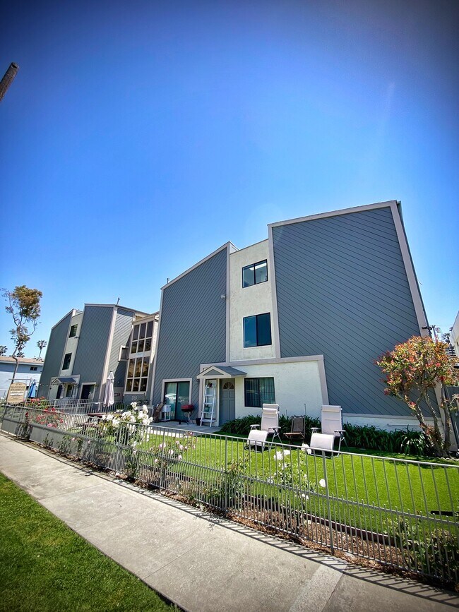 2715 Abbot Kinney Blvd Rentals in Venice, CA