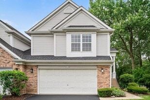 968 Ainsley Dr, Unit 30 in West Chicago, IL - Building Photo