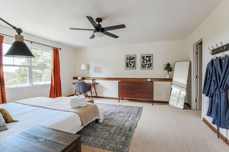 4271 Garth Rd in Charlottesville, VA - Building Photo - Building Photo