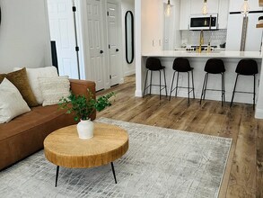 800 S Dakota Ave in Tampa, FL - Building Photo - Building Photo